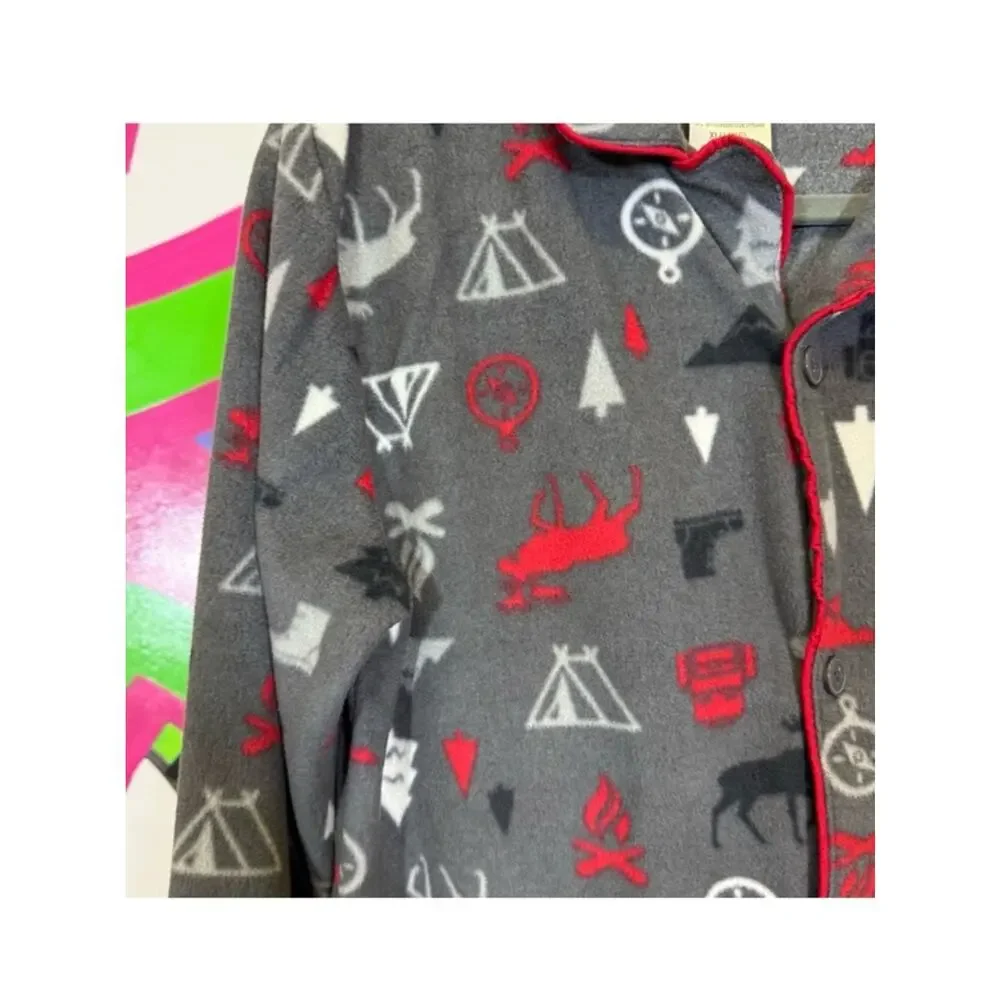 Komar Kids, Gray Patterned Pajama Top Size XL (14-16). Excellent condition!